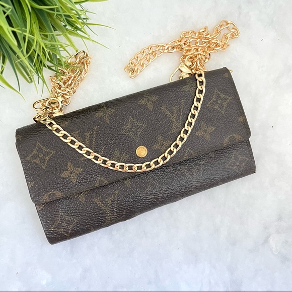 Louis Vuitton Handbags - ✅AUTHENTIC✅LOUIS VUITTON WALLET ON A CHAIN